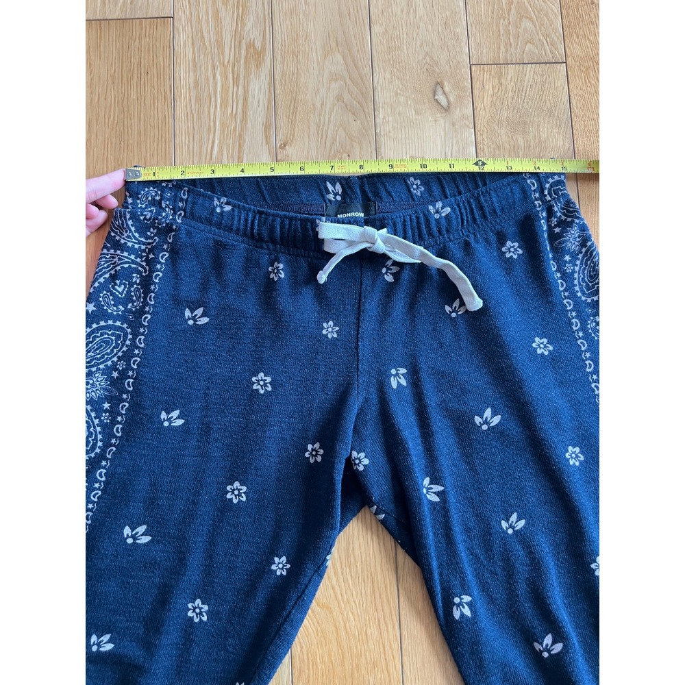Monrow Bandana Print Raglan Jogger Pants Loungewear Navy Blue Elastic Waist XS - Picture 3 of 6